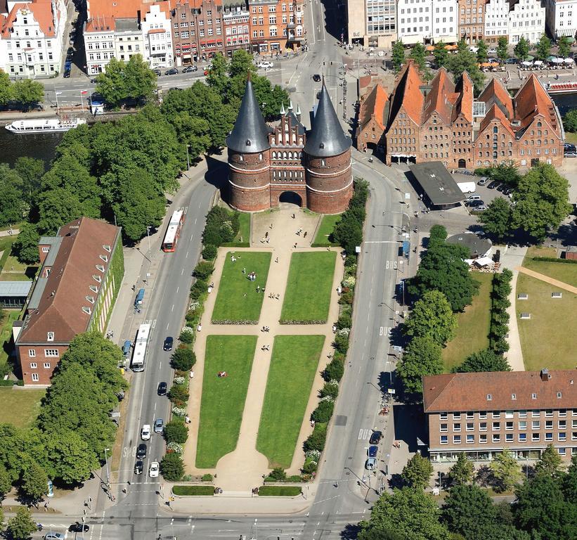 Moebliertes Wohnen In Der Luebecker Ganghausperle Smart Lübeck Exterior foto